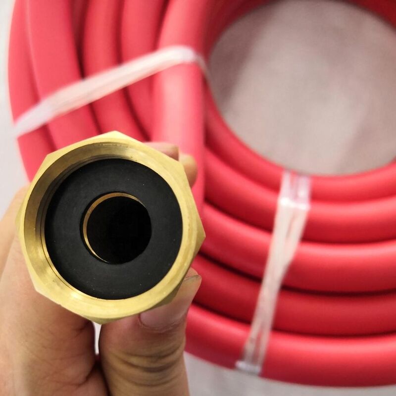 أنابيب الحديقة الخالية من الارتباط مع غطاء المطاط الاصطناعي EPDM وضغط 10bar / 150psi لاستخدام العشب والحديقة